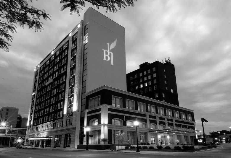 Blackhawk Hotel, Davenport