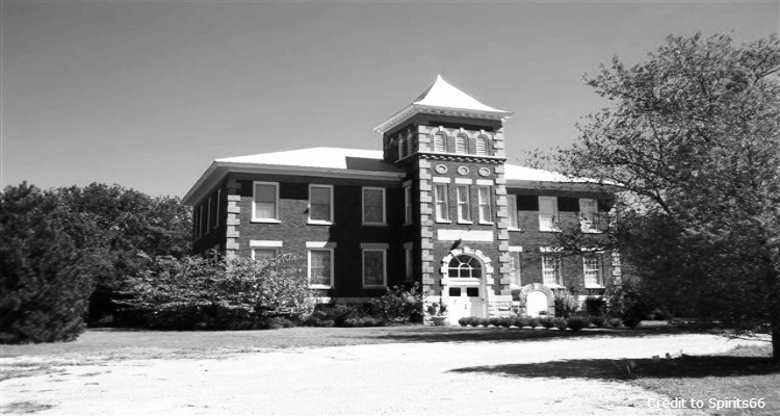 Prosperity School Bed and Breakfast, Joplin