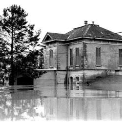 Haunted Old Lavaca County Jail Ghost Hunt, Hallettsville TX 2