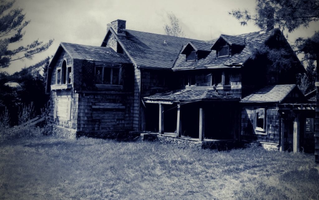 Summerwind Mansion, West Bay Lake, WI 1