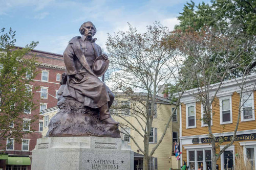 haunted square in salem ma