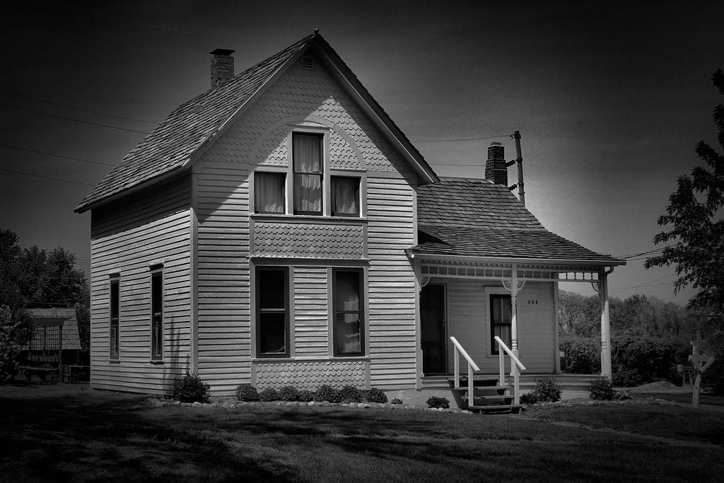 Villisca Ax Muder House in Villisca Iowa An image of the reportedly haunted Villisca Ax Muder House in Villisca Iowa