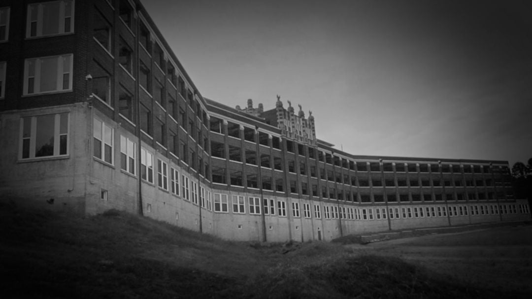 Waverly Hill Sanatorium in Louisville, Kentucky An image of the reportedly haunted Waverly Hill Sanatorium in Louisville, Kentucky
