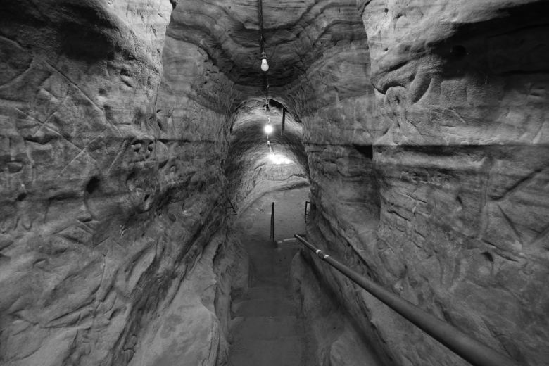 Robbers Cave in Lincoln Nebraska