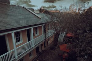 haunted hotel nola courtyard