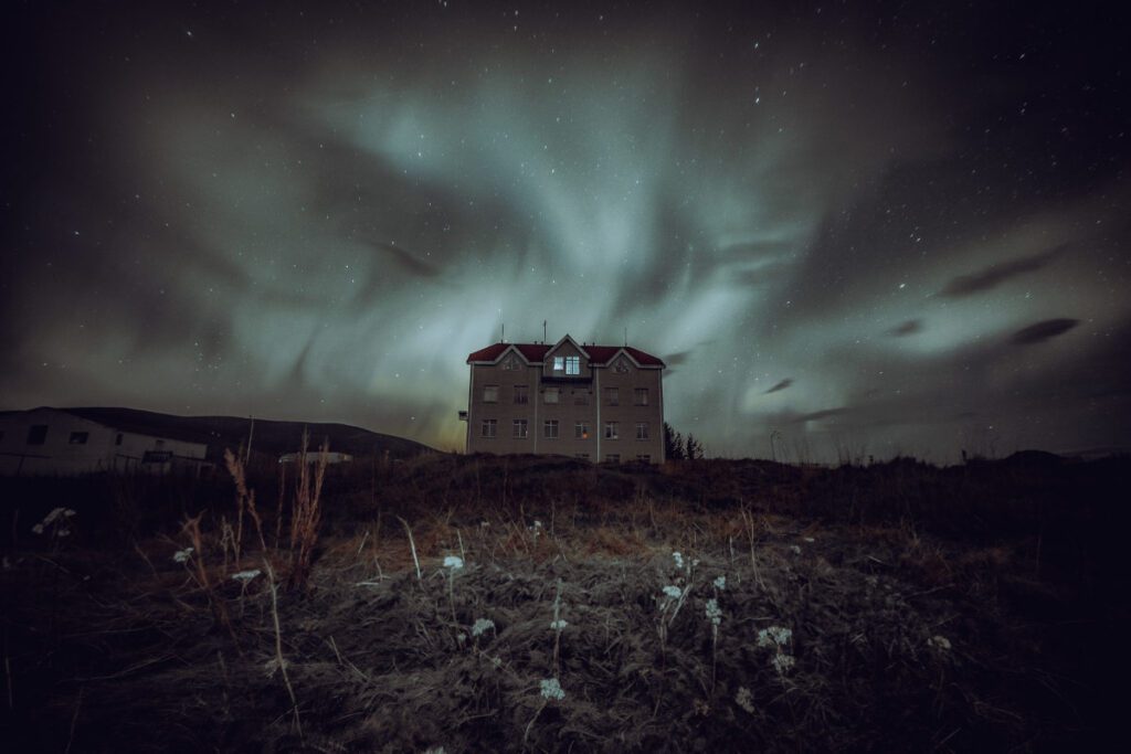 haunted michigan hotels