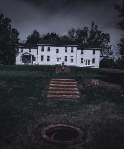 Linville Manor Exterior