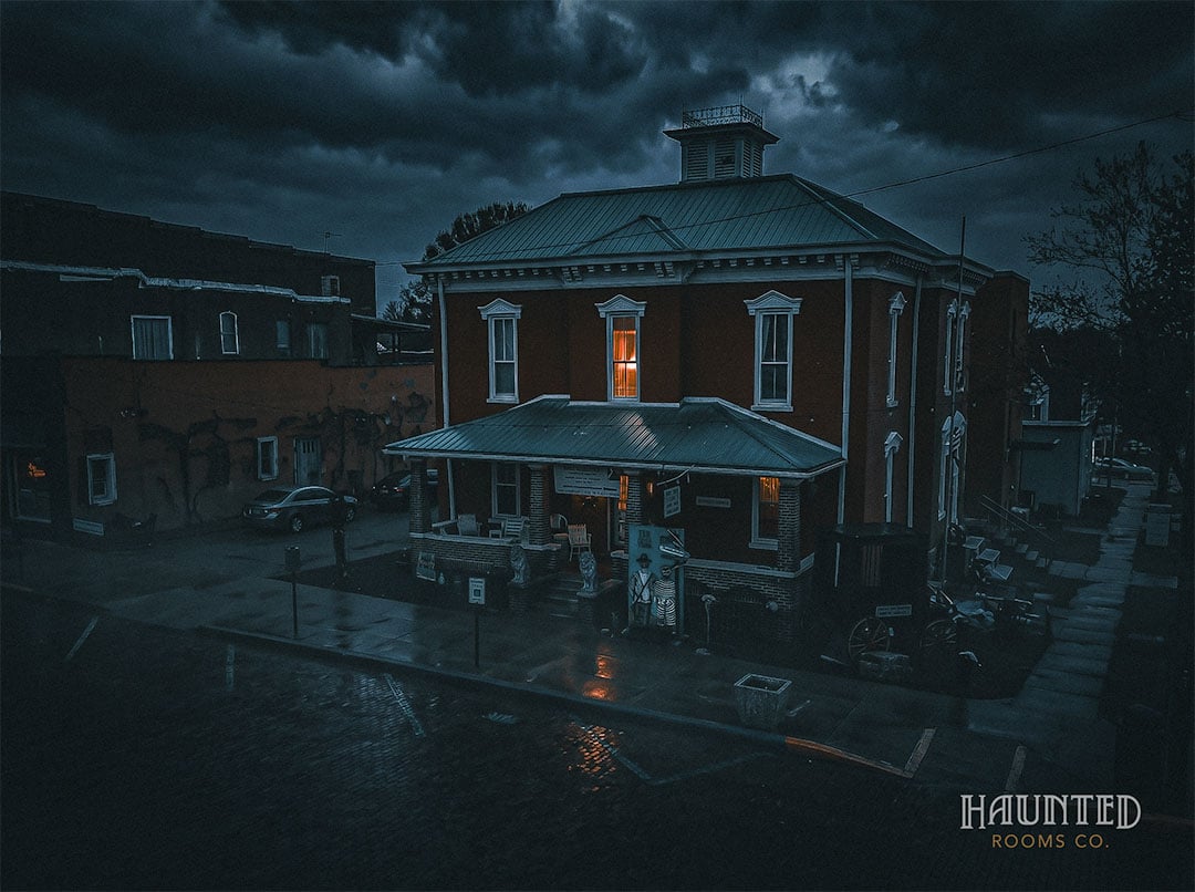 Old Jail Inn Exterior Elevated