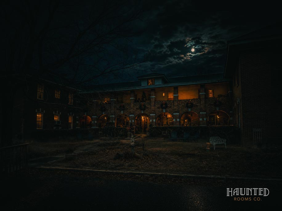 Thomas House Hotel exterior at night