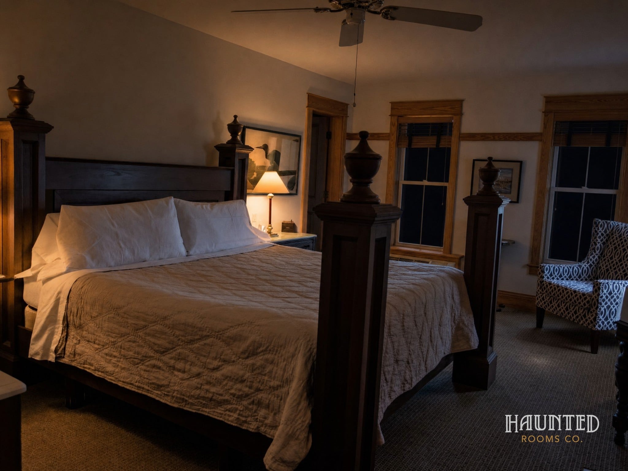 Room 5 four-poster king room at the Roanoke Island Inn at night